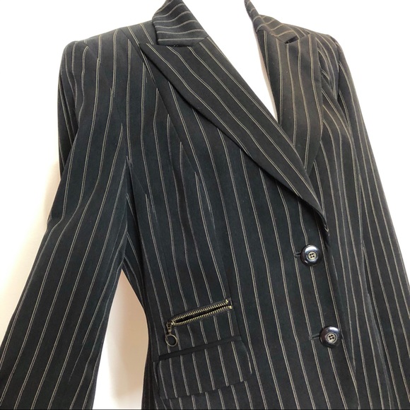 Isabel & Nina black and Gold Pin Stripe Blazer - Picture 3 of 8